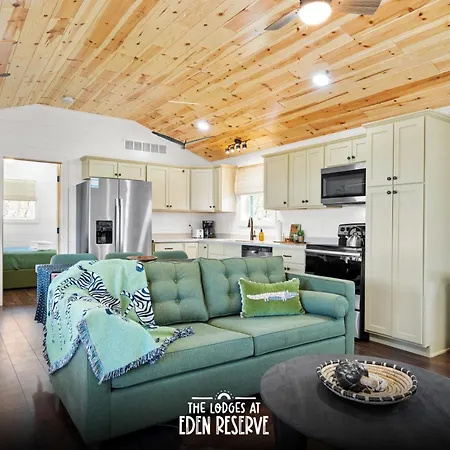 The Lodges At Eden Reserve - Pet Friendly Cabins Near Ark Williamstown Exterior photo