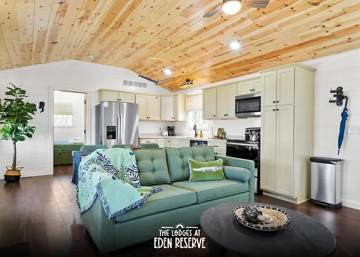 The Lodges At Eden Reserve - Pet Friendly Cabins Near Ark